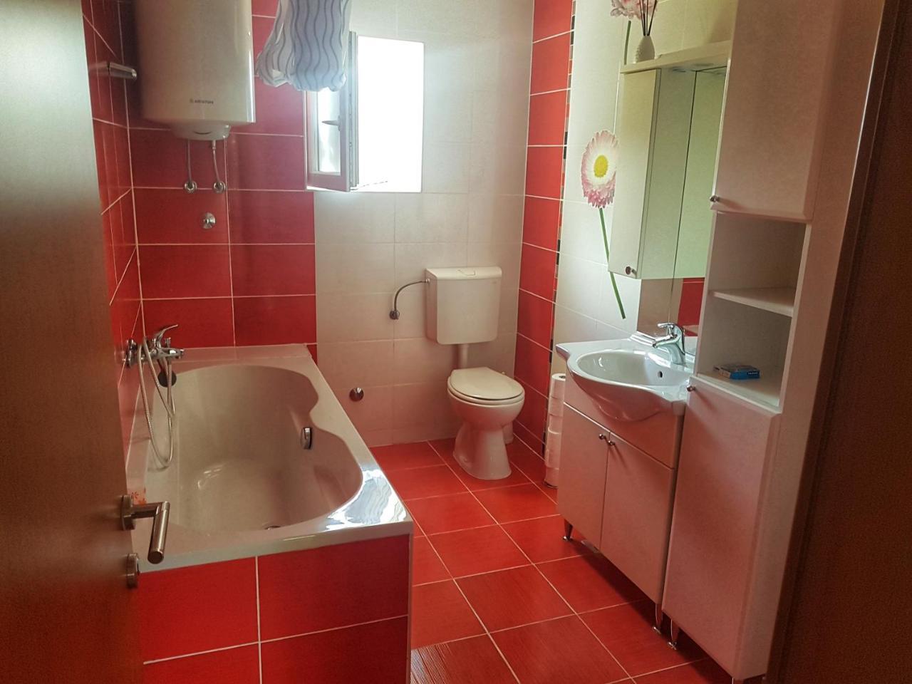Apartments Mima Kastela Ngoại thất bức ảnh